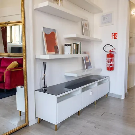 The Grand View Lux Vatican Apartman *