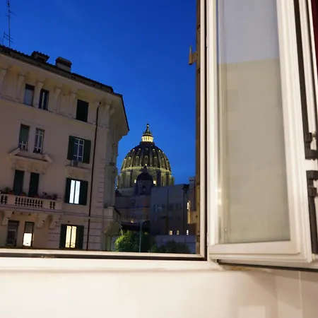 The Grand View Lux Vatican * רומא
