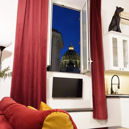 The Grand View Lux Vatican روما